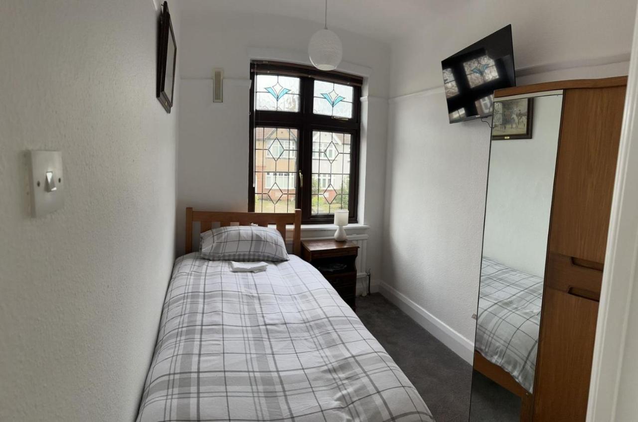 Amazing And Romantic O2 Arena 4 Bedrooms House Free Parking Londres Extérieur photo